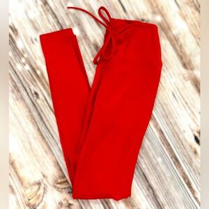 VICTORIAS SECRET PINK || Adjustable
Waist Ruched Leggings in Red Pepper - SZ XS